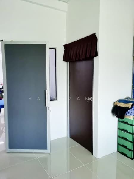 Shop / Office for Sale in Taman Batek (Sungai Petani) - Hasnizam . - Interior - PropertyGuru.com.my