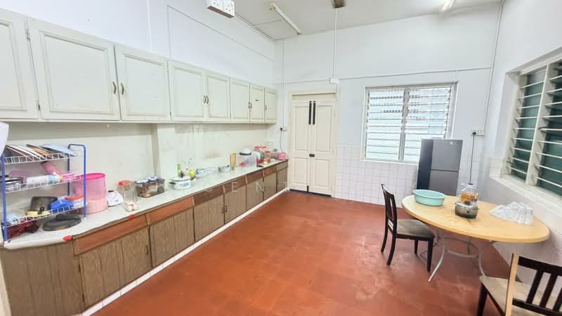 2-storey Terraced House for Sale in George Town (Penang) - Vincent Koay - Kitchen - PropertyGuru.com.my