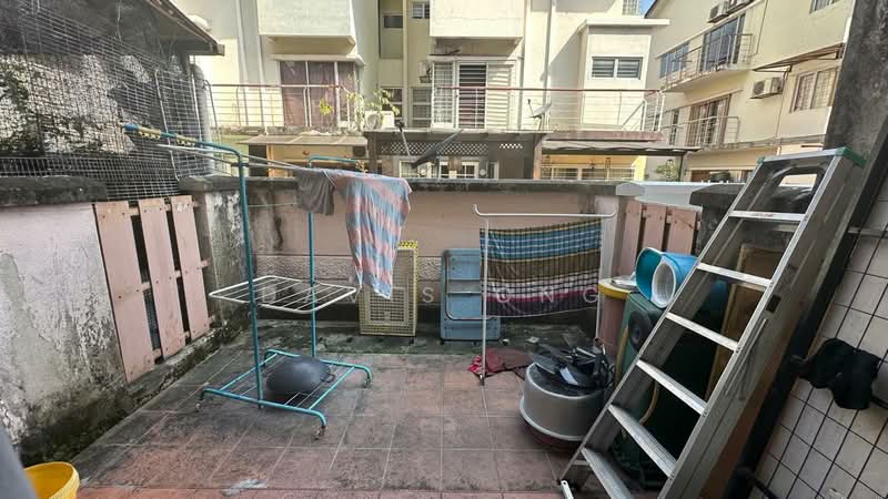 Townhouse for Sale in Jalan Ipoh (Kuala Lumpur) - Davis Ong - Exterior - PropertyGuru.com.my