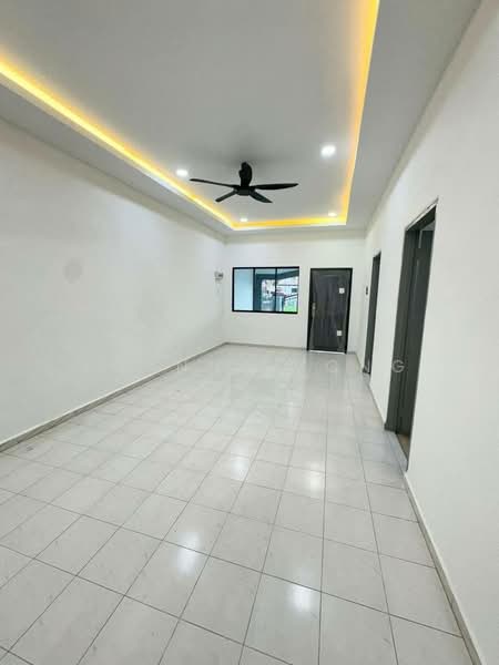 Rumah Teres 1 Tingkat untuk Dijual di Skudai (Johor) - Joanne Yong - Living Room - PropertyGuru.com.my