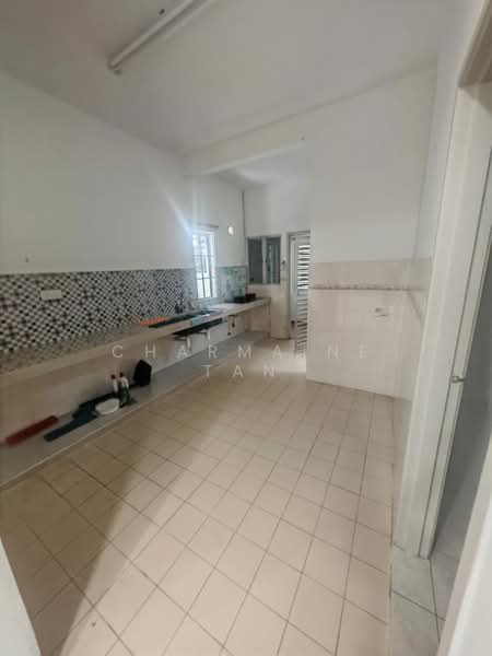 Rumah Teres 2 Tingkat untuk Disewa di Shah Alam (Selangor) - Charmaine Tan - Kitchen - PropertyGuru.com.my