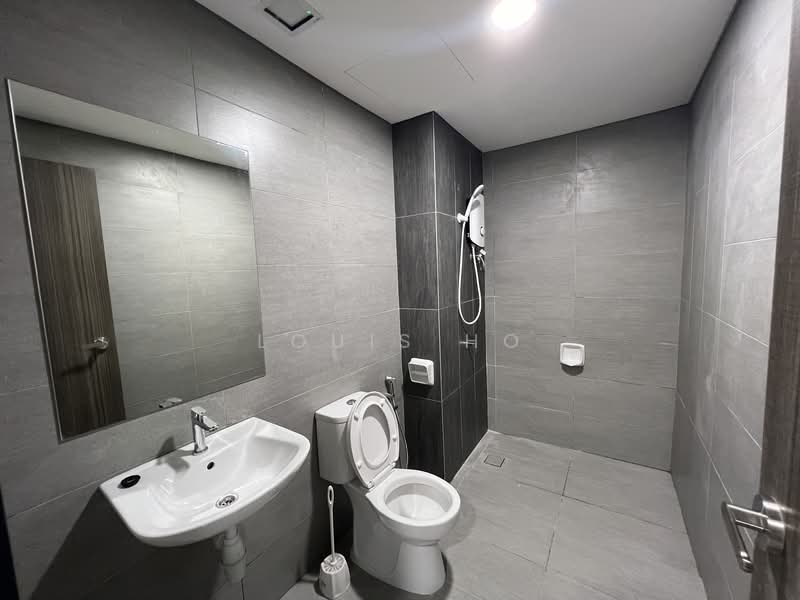 Servis Apartment untuk Disewa di The New Duo @ Edumetro - Louis Ho - Bathroom - PropertyGuru.com.my