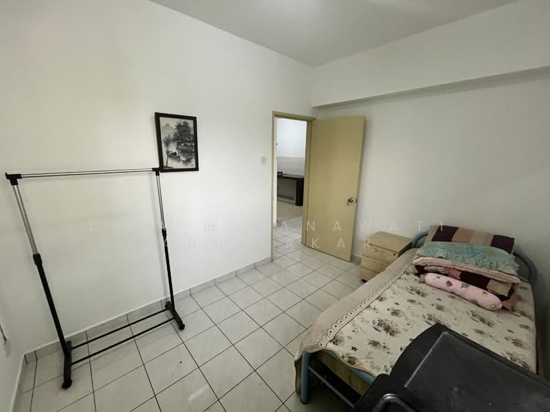 Apartment for Rent at Sri Lavender Apartment - Liza @ Zanawati Abu Bakar - Bedroom - PropertyGuru.com.my