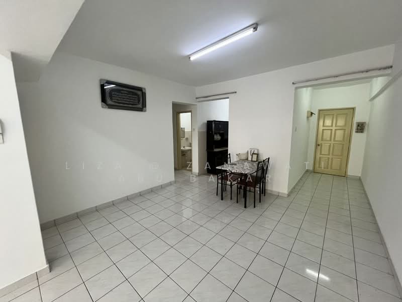 Apartment for Rent at Sri Lavender Apartment - Liza @ Zanawati Abu Bakar - Interior - PropertyGuru.com.my