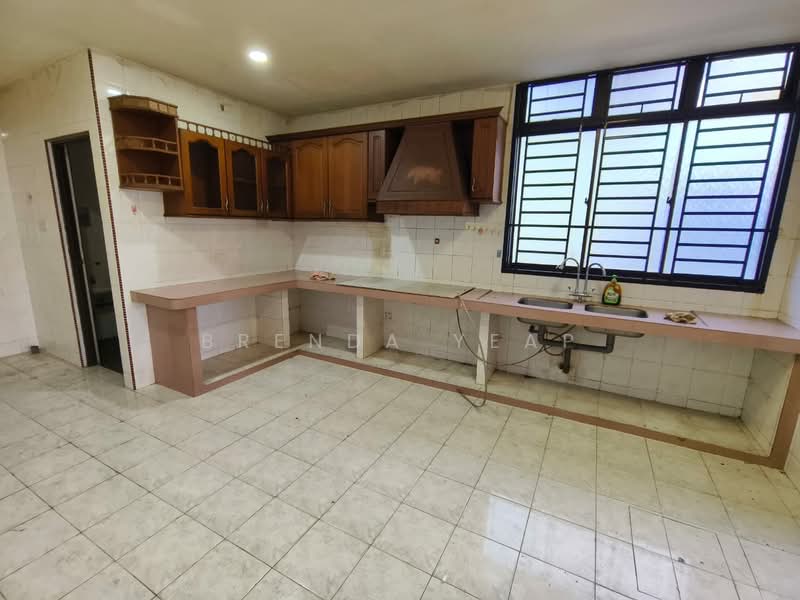 2-storey Terraced House for Sale in Taman Puteri Wangsa (Ulu Tiram) - Brenda Yeap - Kitchen - PropertyGuru.com.my