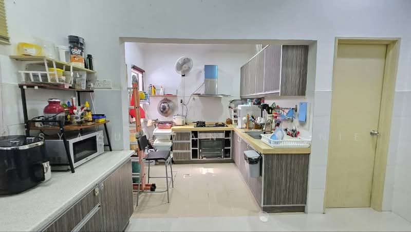 2-storey Terraced House for Sale in Prima Saujana (Kajang) - Syazue Wanie Wanie - Kitchen - PropertyGuru.com.my