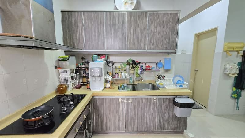 2-storey Terraced House for Sale in Prima Saujana (Kajang) - Syazue Wanie Wanie - Kitchen - PropertyGuru.com.my