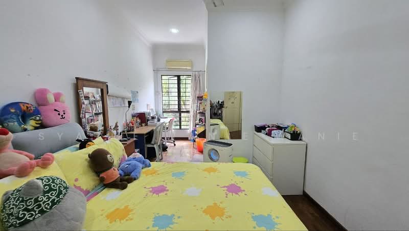 2-storey Terraced House for Sale in Prima Saujana (Kajang) - Syazue Wanie Wanie - Bedroom - PropertyGuru.com.my