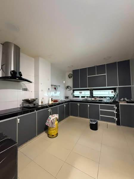 2-storey Terraced House for Rent in Taman Redang (Johor Bahru) - Peggie Chua - Kitchen - PropertyGuru.com.my