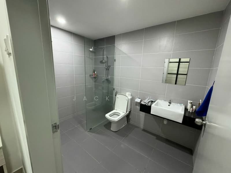 Kondominium untuk Disewa di Golden Triangle 2 - Jack Law - Bathroom - PropertyGuru.com.my