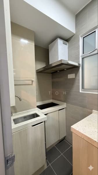 Kondominium untuk Disewa di Residensi Desa Satumas - SC Toh - Kitchen - PropertyGuru.com.my