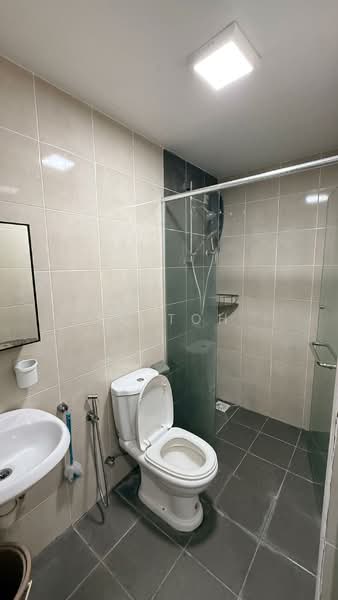 Kondominium untuk Disewa di Residensi Desa Satumas - SC Toh - Bathroom - PropertyGuru.com.my