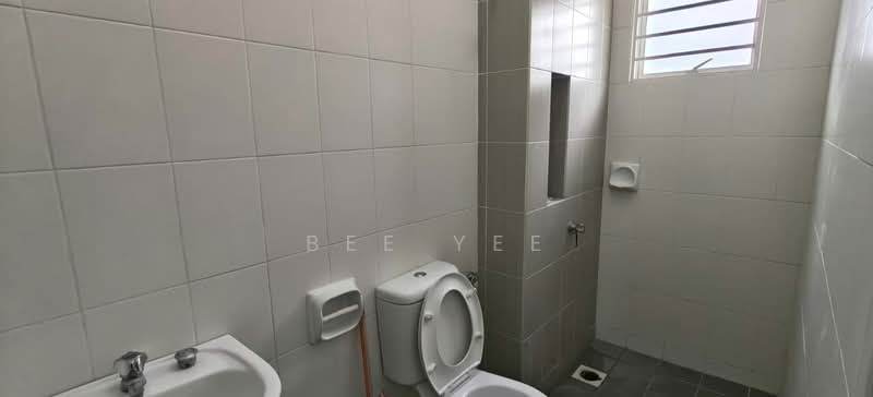 2-storey Terraced House for Rent in Setia Ecohill (Semenyih) - Bee Yee - Bathroom - PropertyGuru.com.my