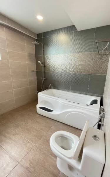 Service Residence for Rent at Havona - Chloe Shum - Bathroom - PropertyGuru.com.my