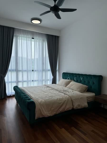 Kondominium untuk Dijual di Queens Residences Q2 @ Queens Waterfront - Angel Goey - Bedroom - PropertyGuru.com.my