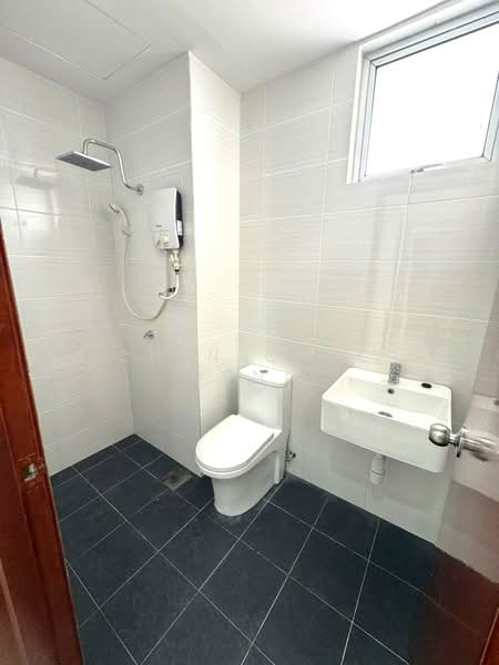 Pangsapuri untuk Disewa di Silk Residence - Chin Chee Meng - Bathroom - PropertyGuru.com.my