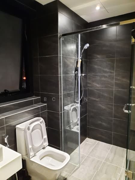 Servis Apartment untuk Dijual di NOVUM - BC TAN - Bathroom - PropertyGuru.com.my