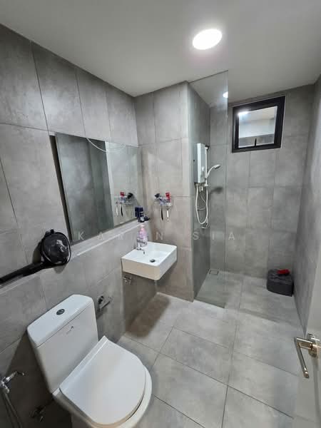 Servis Apartment untuk Disewa di Emerald 9 - KAREN SIA - Bathroom - PropertyGuru.com.my