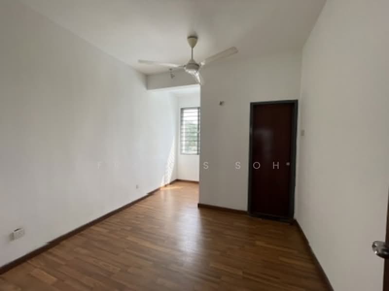 Rumah Teres 3 Tingkat untuk Disewa di Taman Selasih (Batu Caves) - Francis Soh - Living Room - PropertyGuru.com.my