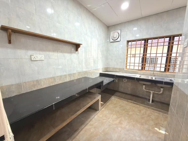 2-storey Terraced House for Sale in Saujana Damansara (Damansara Damai) - Davis Ong - Kitchen - PropertyGuru.com.my