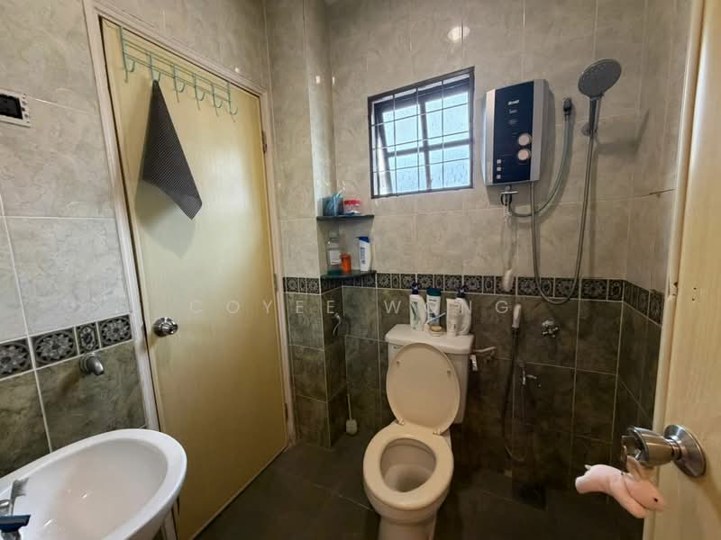 2-storey Terraced House for Sale in Bandar Sri Damansara (Selangor) - Coyee Wong - Bathroom - PropertyGuru.com.my