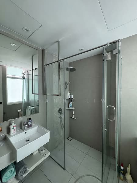 Condominium for Rent at Ferringhi Residence 2 - Joanne Liw - Bathroom - PropertyGuru.com.my