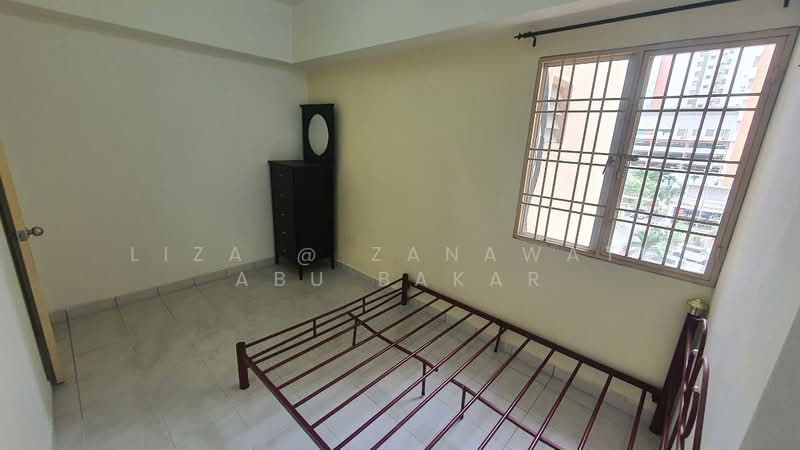 Apartment for Rent at Pangsapuri Sri Cempaka - Liza @ Zanawati Abu Bakar - Bedroom - PropertyGuru.com.my