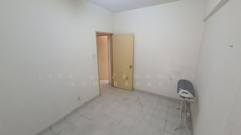 Apartment for Rent at Pangsapuri Sri Cempaka - Liza @ Zanawati Abu Bakar - Interior - PropertyGuru.com.my