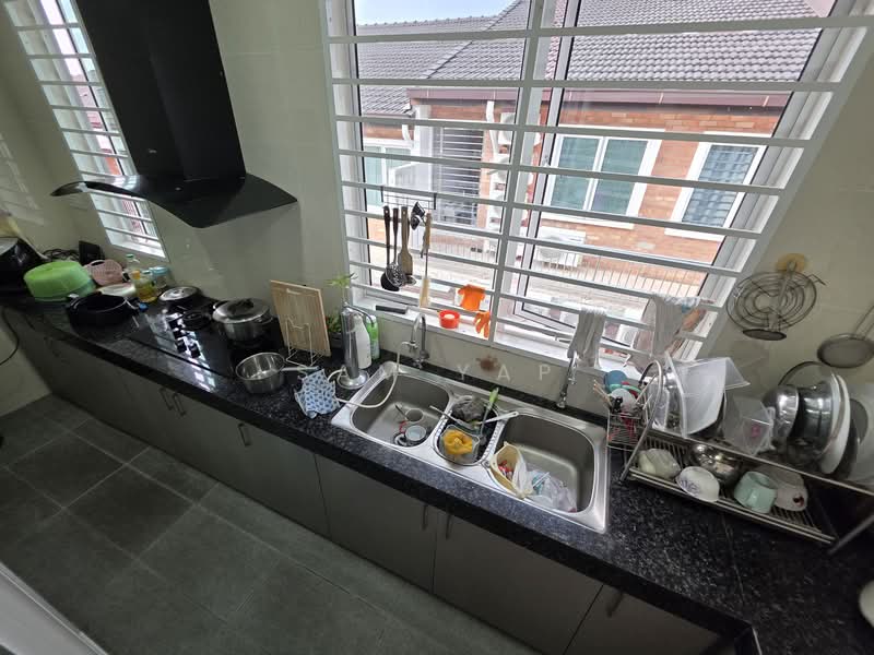 Townhouse for Sale in Goodview Heights (Kajang) - Sam Yap - Kitchen - PropertyGuru.com.my