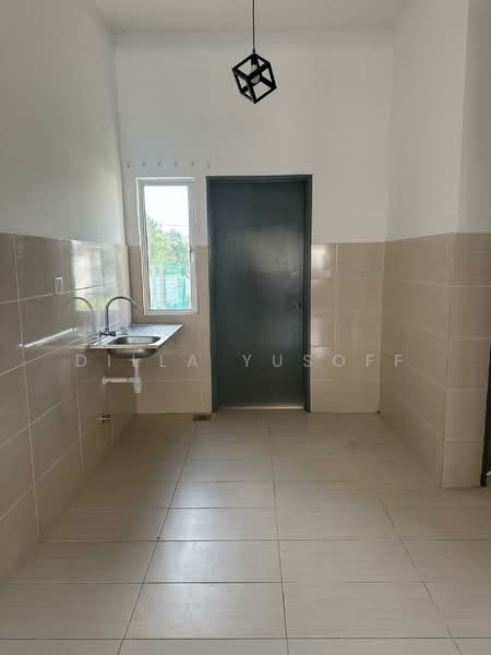 Terraced House for Sale in Beranang (Selangor) - DILLA YUSOFF - Kitchen - PropertyGuru.com.my