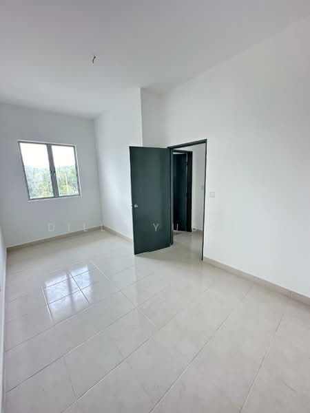 Terraced House for Sale in Beranang (Selangor) - DILLA YUSOFF - Interior - PropertyGuru.com.my