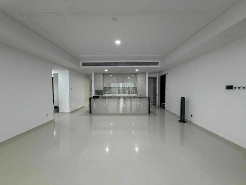 Servis Apartment untuk Dijual di Crown Residences @ Pavilion Damansara Heights - Bell Wong - Living Room - PropertyGuru.com.my