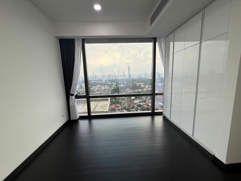 Servis Apartment untuk Dijual di Crown Residences @ Pavilion Damansara Heights - Bell Wong - View - PropertyGuru.com.my