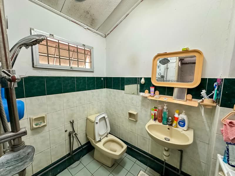 2-storey Terraced House for Sale in Wangsa Maju (Kuala Lumpur) - Masnizah Arifin - Bathroom - PropertyGuru.com.my