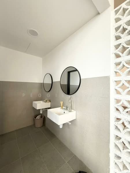 Shop / Office for Rent in Taman Setia Indah (Tebrau) - Peggie Chua - Bathroom - PropertyGuru.com.my