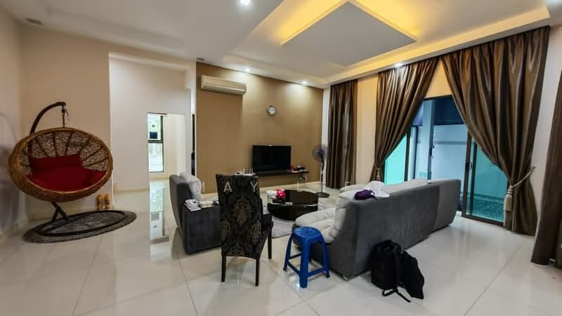 Rumah Berkembar untuk Dijual di East Ledang (Iskandar Puteri (Nusajaya)) - May Lee - Living Room - PropertyGuru.com.my