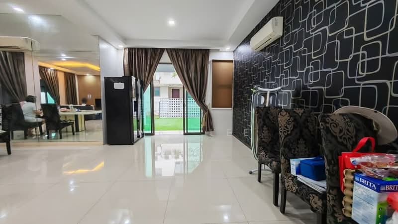 Rumah Berkembar untuk Dijual di East Ledang (Iskandar Puteri (Nusajaya)) - May Lee - Living Room - PropertyGuru.com.my