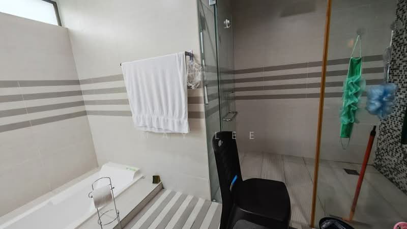 Rumah Berkembar untuk Dijual di East Ledang (Iskandar Puteri (Nusajaya)) - May Lee - Bathroom - PropertyGuru.com.my