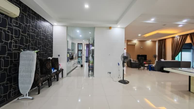 Rumah Berkembar untuk Dijual di East Ledang (Iskandar Puteri (Nusajaya)) - May Lee - Living Room - PropertyGuru.com.my