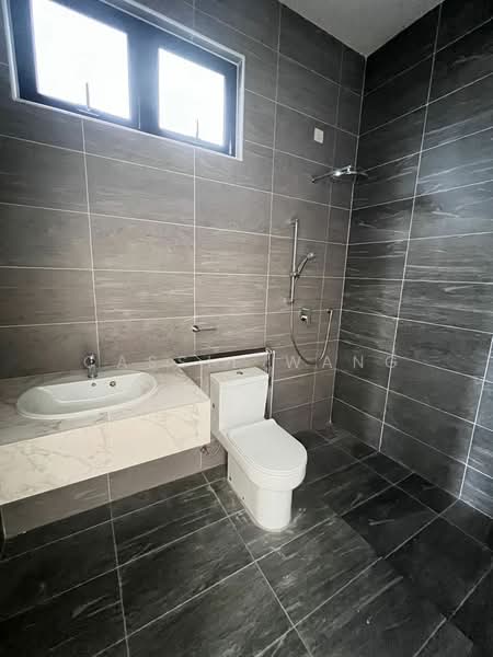 Semi-Detached House for Sale in Iskandar Puteri (Nusajaya) (Johor) - Cassie Wang - Bathroom - PropertyGuru.com.my