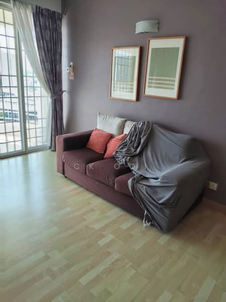 Kondominium untuk Disewa di Gold Coast Resort Condominium - CK Ooi - Living Room - PropertyGuru.com.my