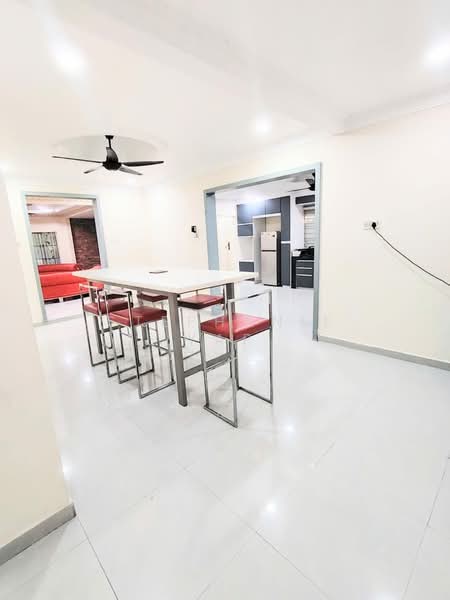 2-storey Terraced House for Sale in Bandar Putera (Klang) - Stephanie Yap - Dining Room - PropertyGuru.com.my