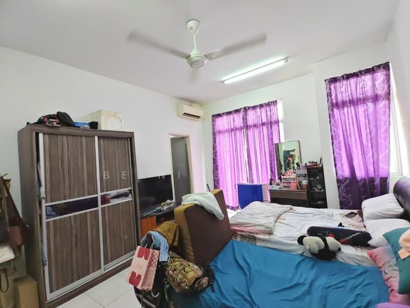 Rumah Teres 2 Tingkat untuk Dijual di Taman Kota Masai (Pasir Gudang) - Bernice Gan - Bedroom - PropertyGuru.com.my