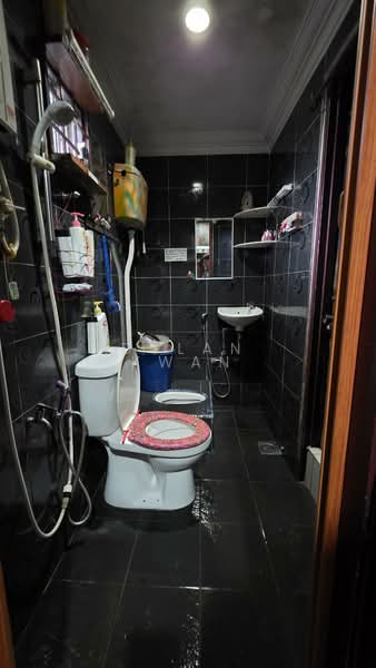 2-storey Terraced House for Rent in SS19 (Subang Jaya) - Dylan Kwan - Bathroom - PropertyGuru.com.my