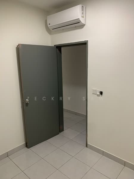 Service Residence for Rent at E'Island Lake Haven - Zeckry Saw - Interior - PropertyGuru.com.my