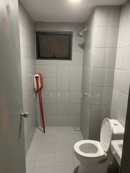 Service Residence for Rent at E'Island Lake Haven - Zeckry Saw - Bathroom - PropertyGuru.com.my