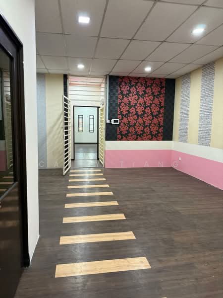 Kedai / Pejabat untuk Dijual di Alam Damai (Cheras) - Cathy Tiang - Interior - PropertyGuru.com.my