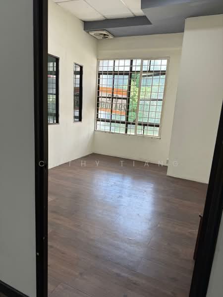 Kedai / Pejabat untuk Dijual di Alam Damai (Cheras) - Cathy Tiang - Interior - PropertyGuru.com.my