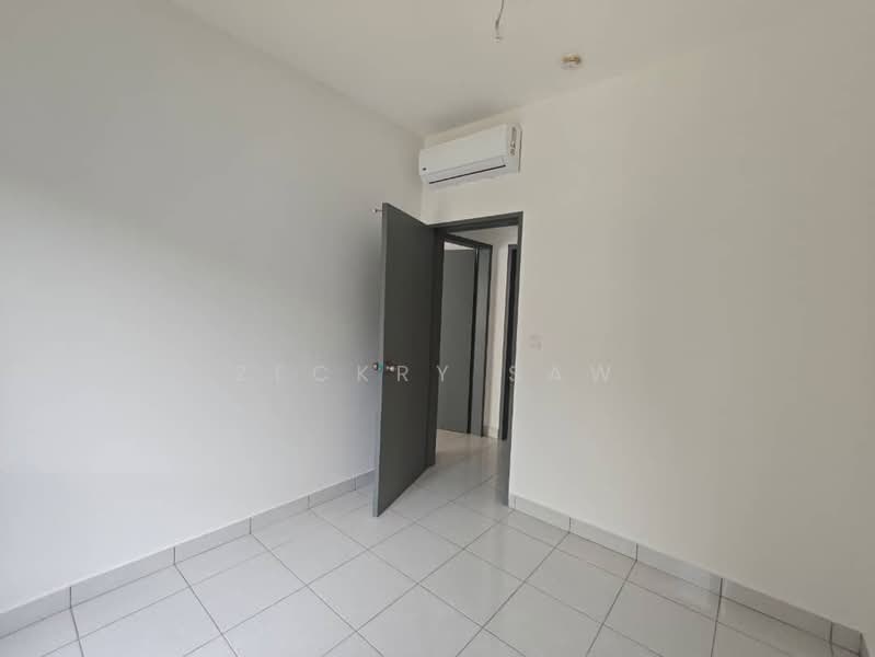 Service Residence for Rent at E'Island Lake Haven - Zeckry Saw - PropertyGuru.com.my