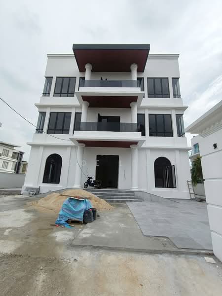 Bungalow for Sale in Taman Ponderosa (Johor Bahru) - Zoe Lee - Exterior - PropertyGuru.com.my